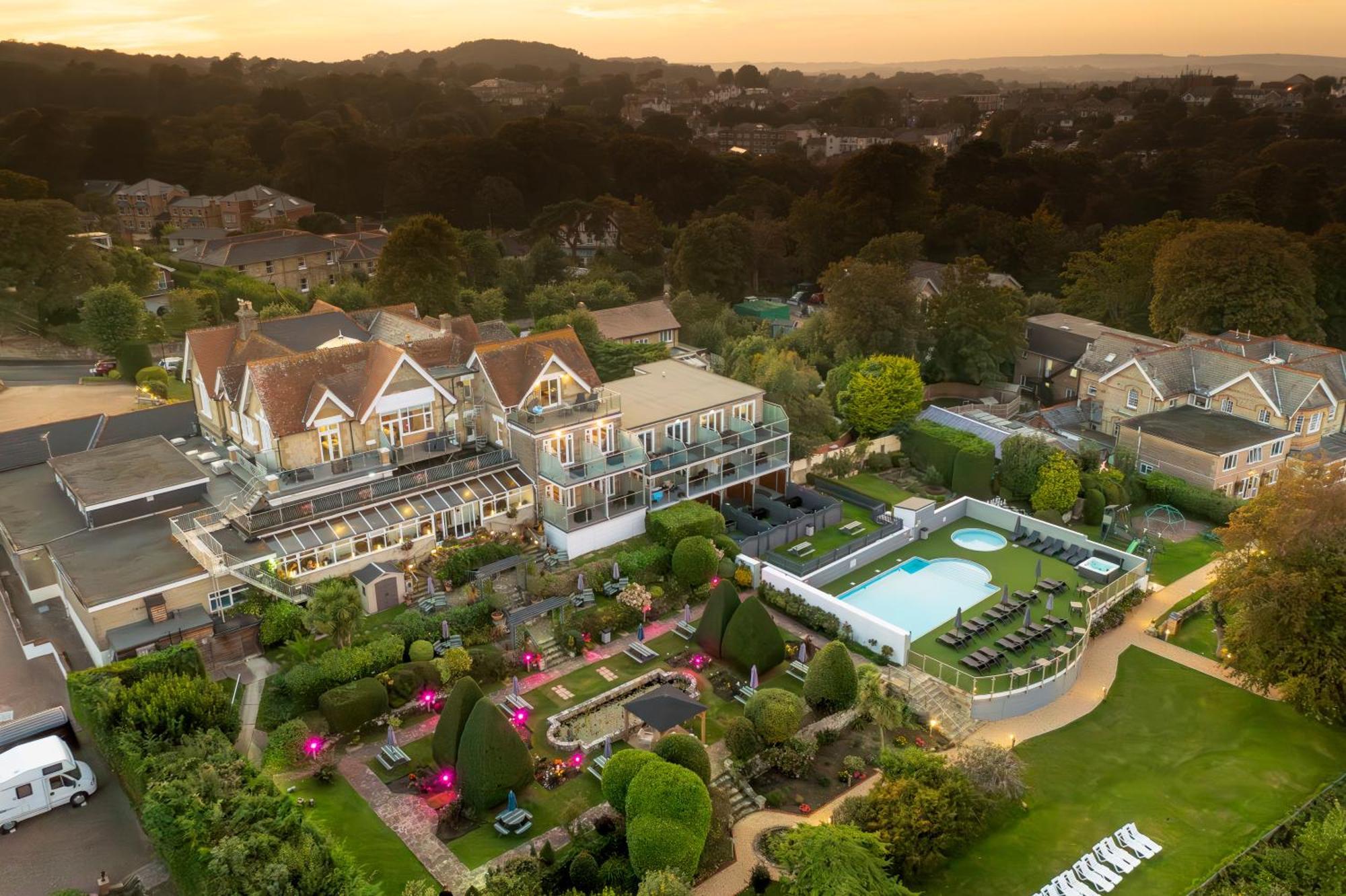 Luccombe Hall Hotel Shanklin Eksteriør billede