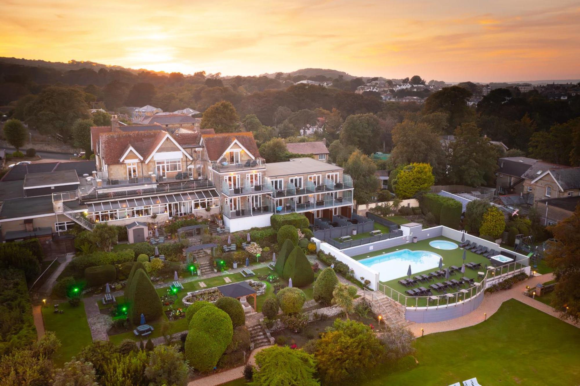 Luccombe Hall Hotel Shanklin Eksteriør billede